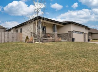 8820 N 169th St, Bennington, NE 68007