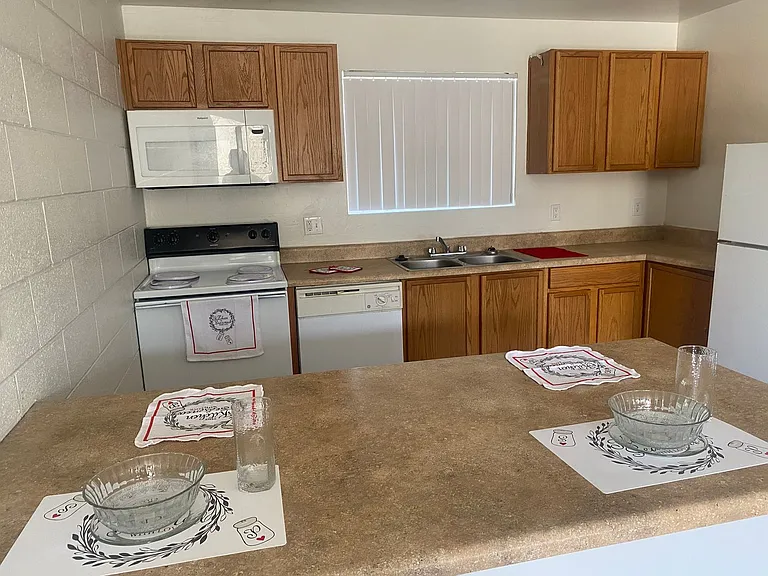 Casa Bonita Apartments — Photo 17