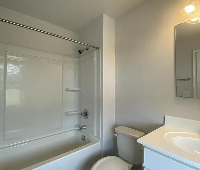1008 Briar Rose Ln — Photo 15