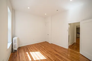 Rented by Jonathan Wachtel, LREB