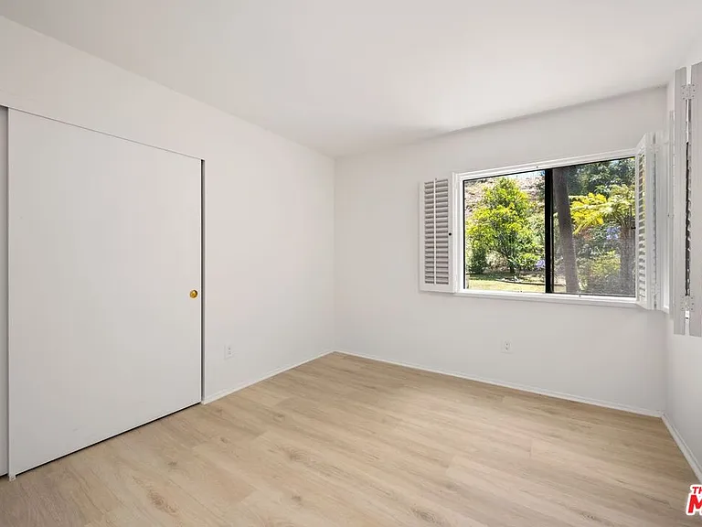 1844 Michael Ln — Photo 26