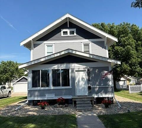 2nd image of 1345 6th Ave N