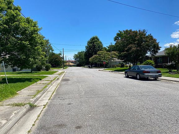 5th image of 1008 Wilcox Ave