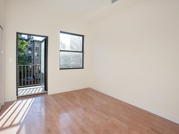 3rd image of 318 E 117th St APT 2