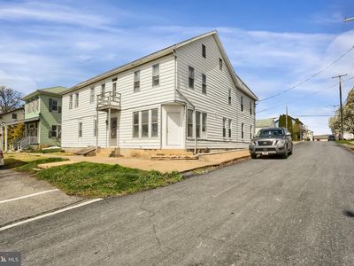 135 E Market St, Berrysburg, PA, 17005