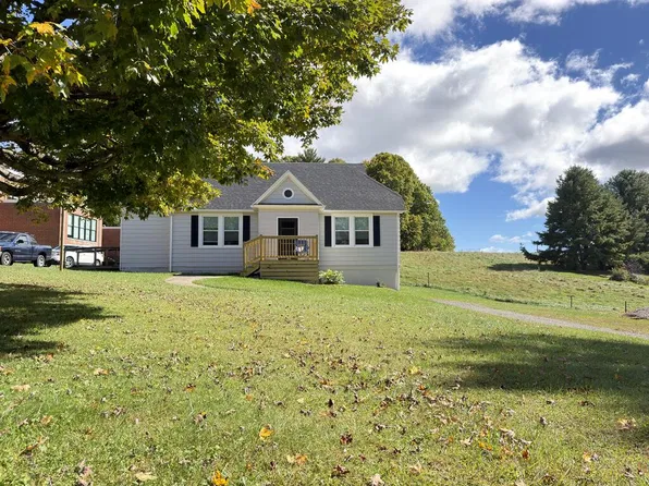 787 Woodlawn Rd, Woodlawn, VA 24381