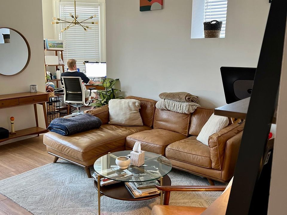 Living Area / Nook