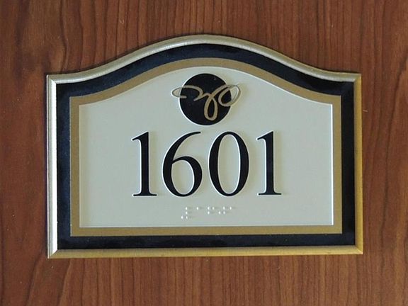 2nd image of 2 Waterfront Pl Suite 1601