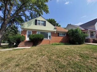 4113 Stonehaven Rd, South Euclid, OH 44121