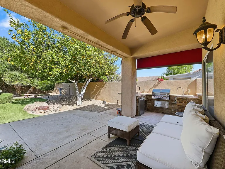 7642 E Hartford Dr — Photo 39