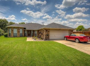 708 Azalea Dr, Forney, TX 75126