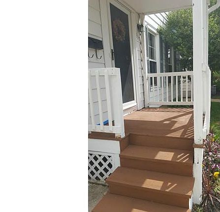 3rd image of 237 Birchwood Ave