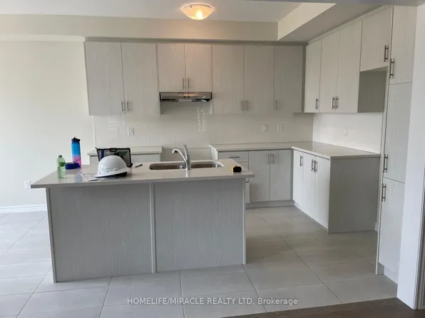 55 Granka St, Brantford, ON N3T 0X3