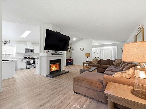 4th image of 20067 Canyon View Dr