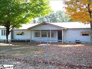 2nd image of 214-216 Woodhaven Dr