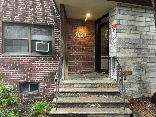 3081 Edwin Ave APT 2E, Fort Lee, NJ 07024