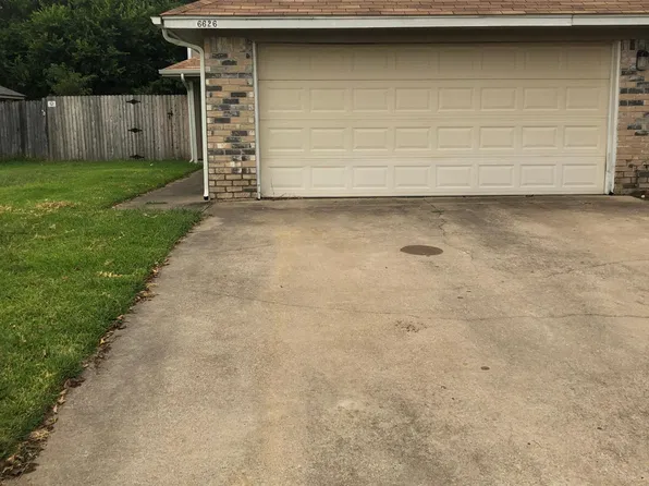 6626 Parkview Ln, North Richland Hills, TX 76182