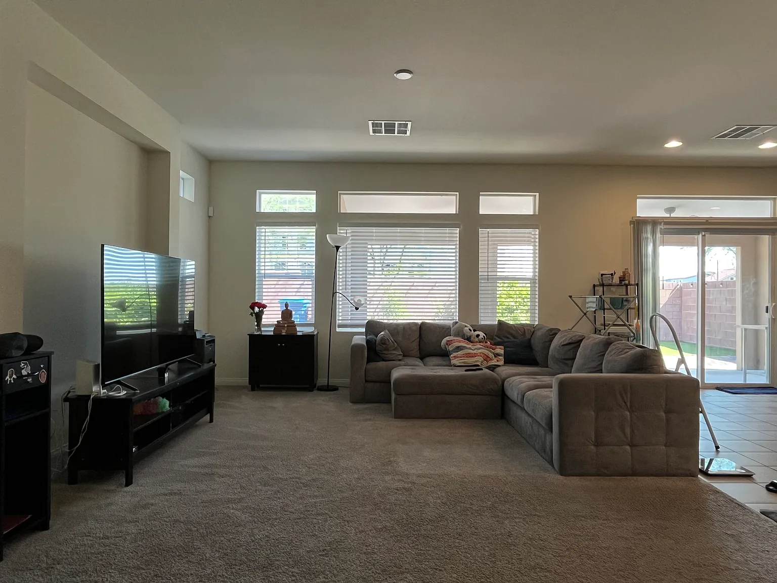 5 bed, 3.5 bath, 2751 sqft, $2,950 — Photo 4