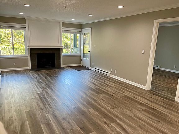 5th image of 4004 Farm Hill Blvd APT 101