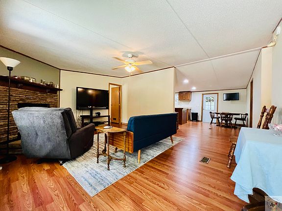 5th image of 901 Conway Dr