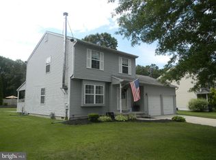142 Ebbetts Dr, Atco, NJ 08004