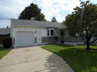 117 Gullott Dr, Schenectady, NY 12306