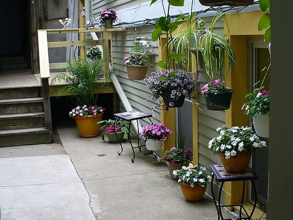 Gangway garden