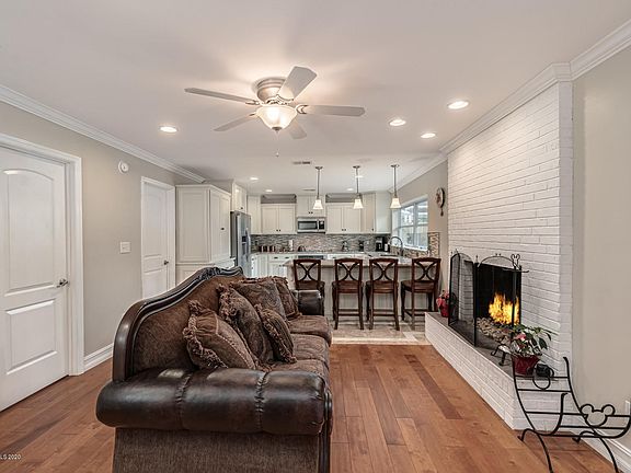 3rd image of 145 Flores St