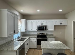 2136 Carlotta Dr, Fort Worth, TX 76177