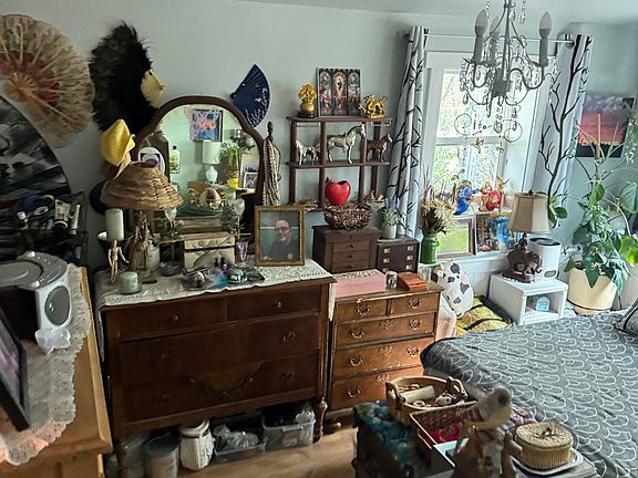 2nd image of 536 S 8th St
