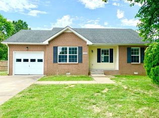 1125 Lamont Ct, Clarksville, TN