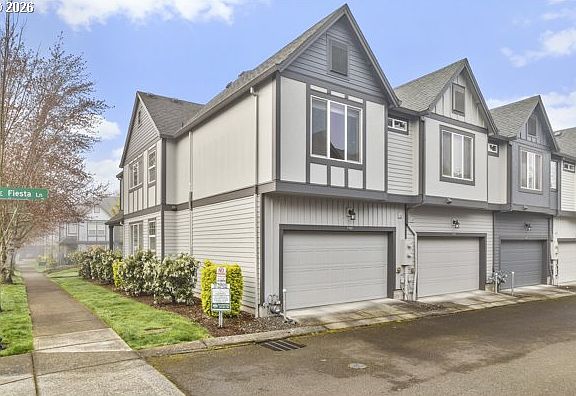 5th image of 1169 SE Alika Ave