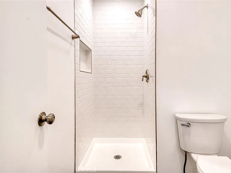 522 W Sierra Madre Blvd #B — Photo 21
