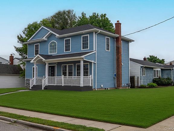 2nd image of 139 maple Avenue
