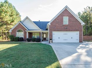 160 Edinburgh Ln, Covington, GA 30016