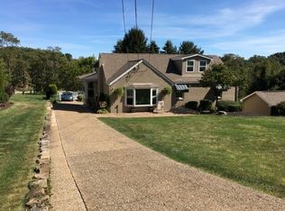 147 Wray Large Rd, Clairton, PA 15025