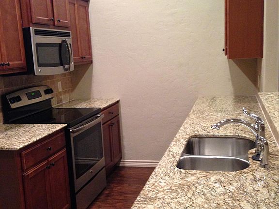 2nd image of 1105 H G Mosley Pkwy #101
