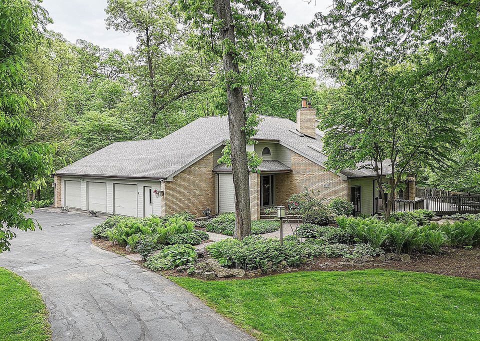 1st image of 16644 Forest Gate Rd