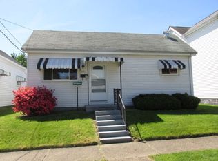 2011 Center St, Moundsville, WV 26041