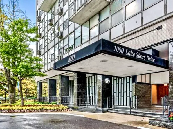 129 E Bellevue Pl APT 301, Chicago, IL 60611