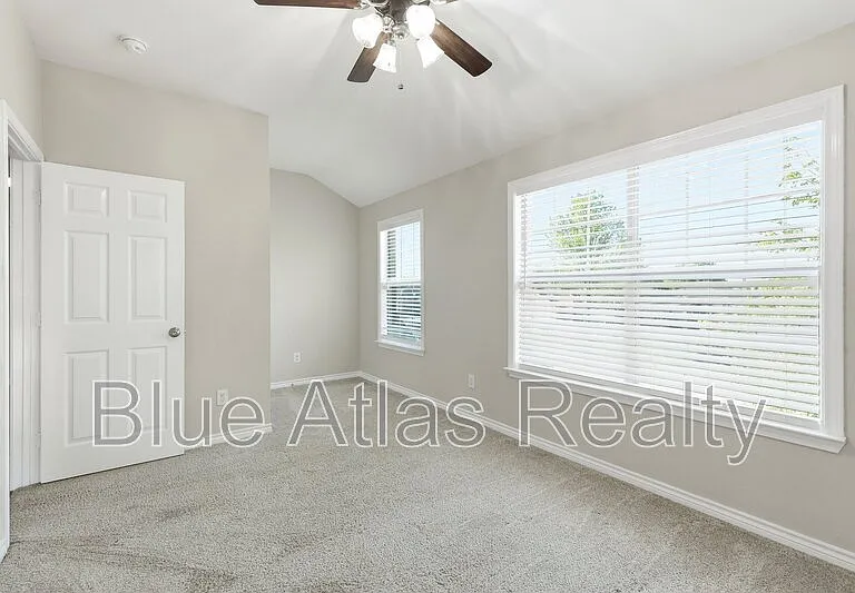 601 Steerman Ct — Photo 12