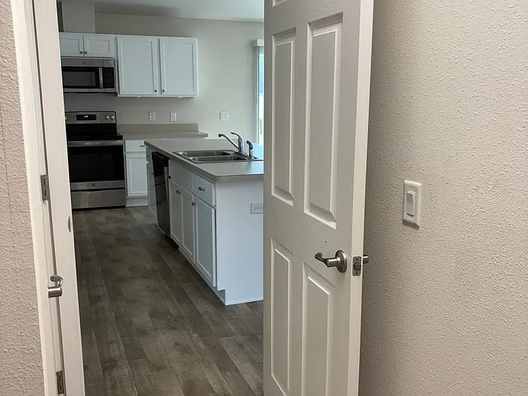 15415 SW 34th Ave — Photo 18