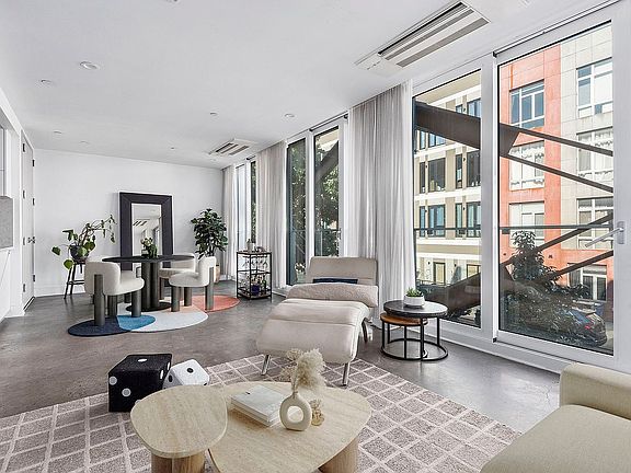 2nd image of 16 Melrose St #2
