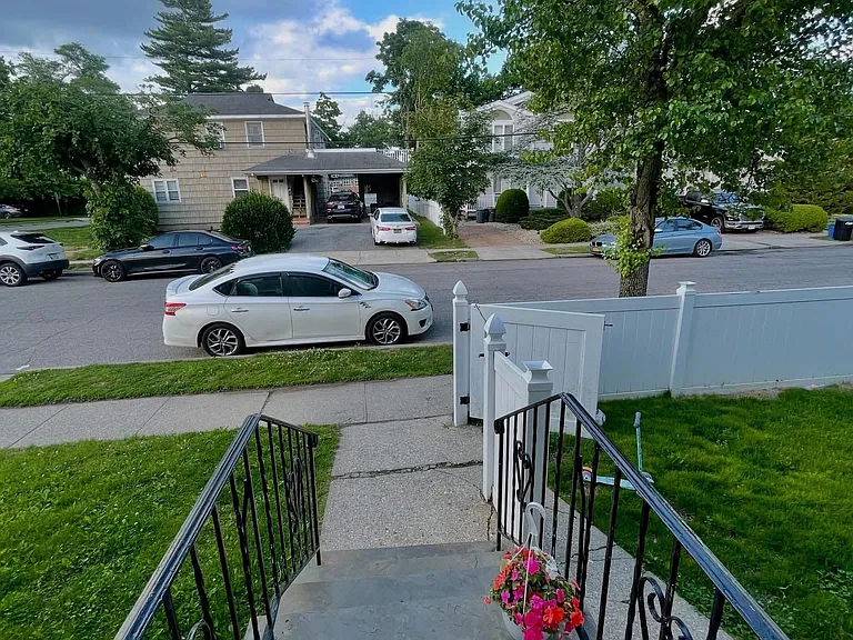 11 Ashwood Rd #1 — Photo 8