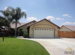 6651 Avenida Del Sol, Bakersfield, CA 93307