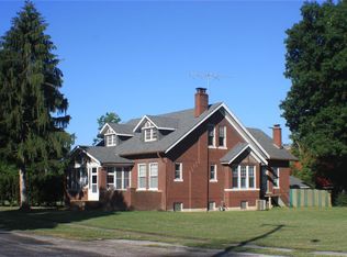 102 S Johnson St, New athens, IL