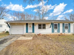 5566 Dogwood Dr, Jackson, MI 49201