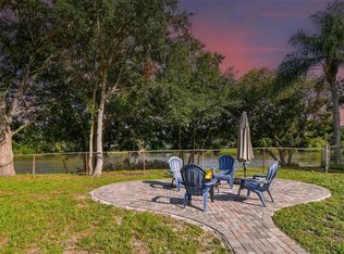 2726 Kavalier Dr, Palm Harbor, FL 34684