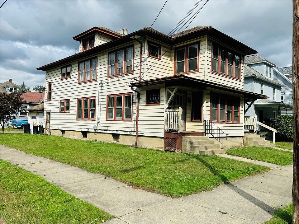 1st image of 1901 Riverview Dr