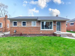 15580 Hanfor Ave, Allen Park, MI 48101